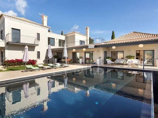 4-bed pool villa, Algarve