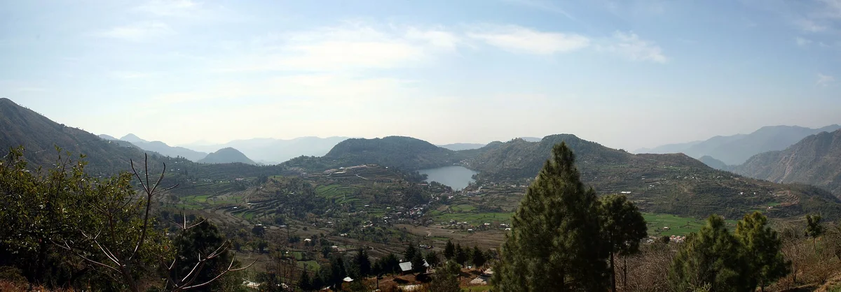Naukuchiatal Lake, Kumaon Himalayas, Uttarakhand — Mahindra Aaria
